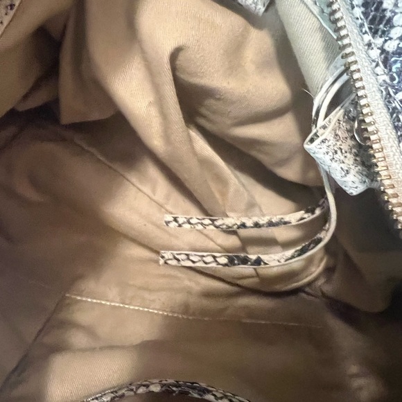 ALEXIS HUDSON Designer Snake Skin Leather Large handbag Two Zipper Closure - Picture 2 of 13